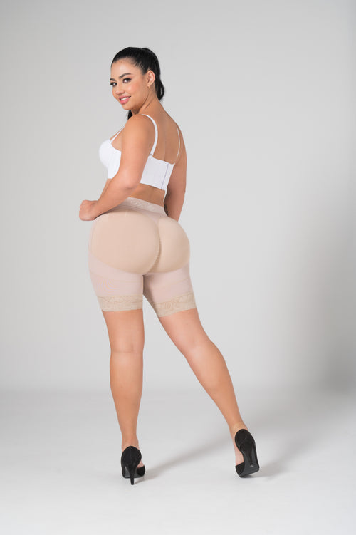 Short rehausseur de fesses taille basse mi-cuisse Réf : 024500