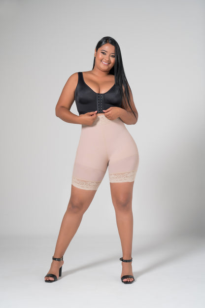 Short taille haute mi-jambe rehausseur de fesses Réf. 024580